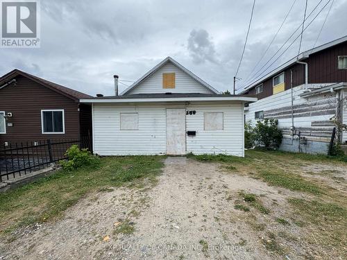 256 SIXTH AVENUE  Timmins (Tne - Hill District), ON P4N 5M9