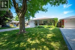 634 CEDARGROVE Place  Waterloo, ON N2L 4Y9