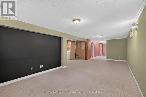 7 Fanjoy Drive, St. Thomas, ON - Indoor Photo Showing Other Room