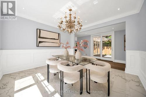 271 Oakhill Road, Mississauga, ON - Indoor Photo Showing Dining Room