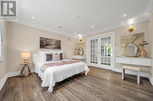271 Oakhill Road, Mississauga, ON - Indoor Photo Showing Bedroom