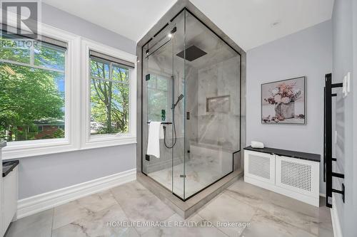 271 Oakhill Road, Mississauga, ON - Indoor