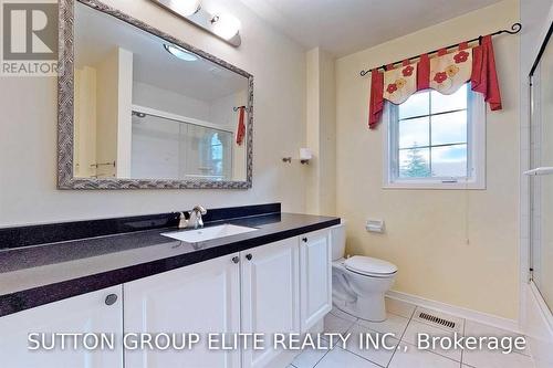 2485 Bankside Drive, Mississauga, ON - Indoor Photo Showing Bathroom