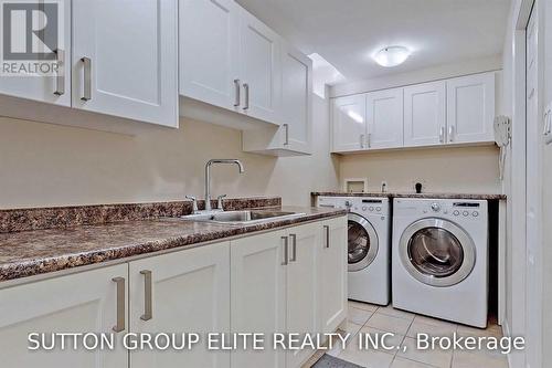2485 Bankside Drive, Mississauga, ON - Indoor Photo Showing Laundry Room