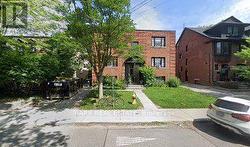 7 - 130 MACPHERSON AVENUE Toronto, ON M5R 1W8
