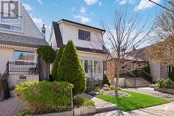 79 KING EDWARD AVENUE Toronto, ON M4C 5J5