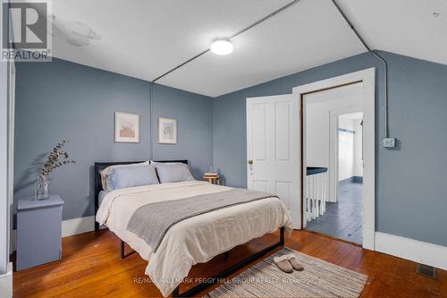6331 26 Highway, Clearview, ON - Indoor Photo Showing Bedroom