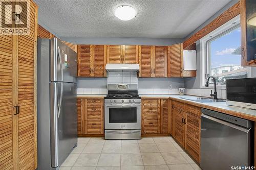 519 Webster Street, Saskatoon, SK - Indoor Photo Showing Kitchen With Double Sink