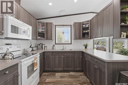 109 Lakeview Drive, Island View, SK - Indoor Photo Showing Kitchen