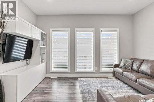 222 Dubois Crescent, Saskatoon, SK - Indoor Photo Showing Other Room