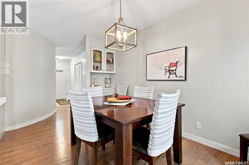 2 Springstein Avenue, Regina, SK - Indoor Photo Showing Dining Room