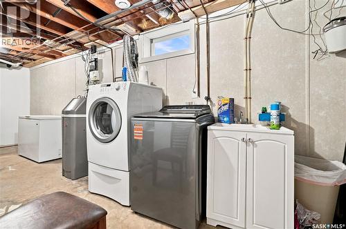 2 Springstein Avenue, Regina, SK - Indoor Photo Showing Laundry Room