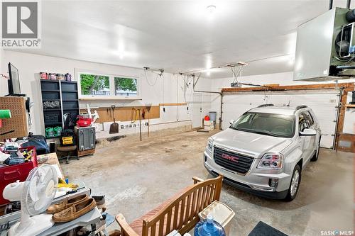2 Springstein Avenue, Regina, SK - Indoor Photo Showing Garage