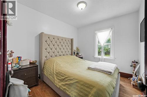 416 Taylor Street W, Saskatoon, SK - Indoor Photo Showing Bedroom