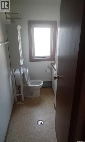 2230 Retallack Street, Regina, SK - Indoor Photo Showing Bathroom