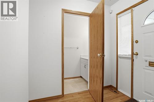 246 Plainsview Drive, Regina, SK - Indoor Photo Showing Other Room