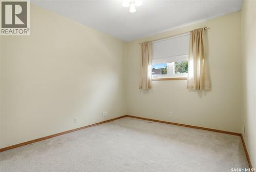 246 Plainsview Drive, Regina, SK - Indoor Photo Showing Other Room