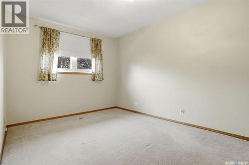 246 Plainsview Drive, Regina, SK - Indoor Photo Showing Other Room
