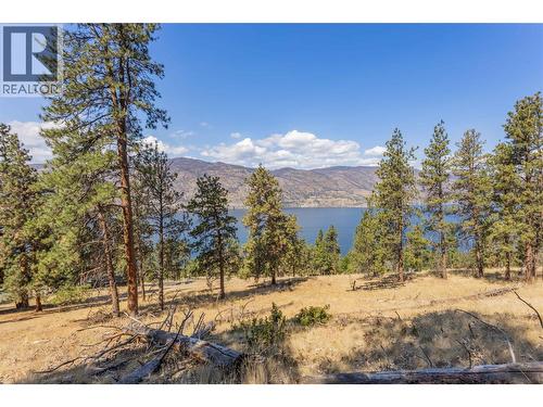 2393 Arthur Court, Kelowna, BC 