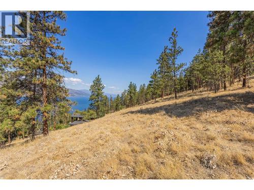 2393 Arthur Court, Kelowna, BC 
