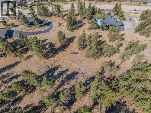 Huge amounts of privacy! - 2393 Arthur Court, Kelowna, BC 