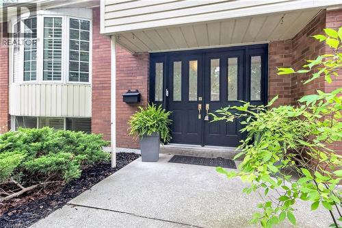 516 Kenmarr Crescent, Burlington, ON - Outdoor