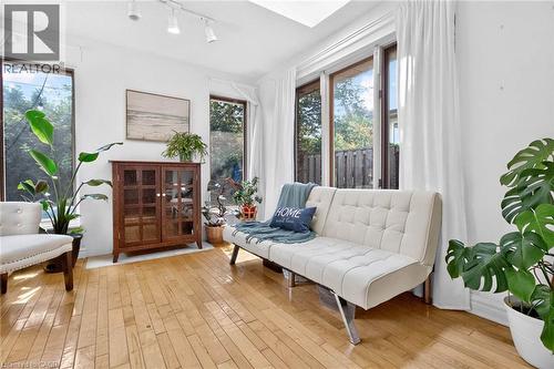 516 Kenmarr Crescent, Burlington, ON - Indoor Photo Showing Other Room