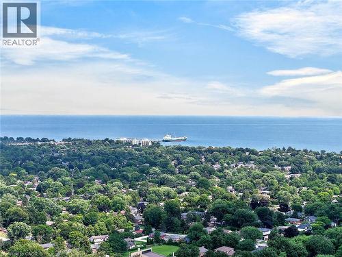 516 Kenmarr Crescent, Burlington, ON - Outdoor With View
