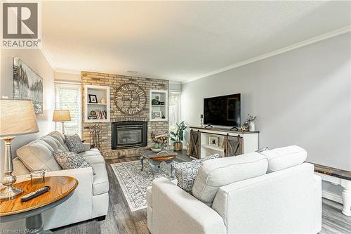 281 Blackacres Boulevard, London, ON - Indoor Photo Showing Living Room With Fireplace