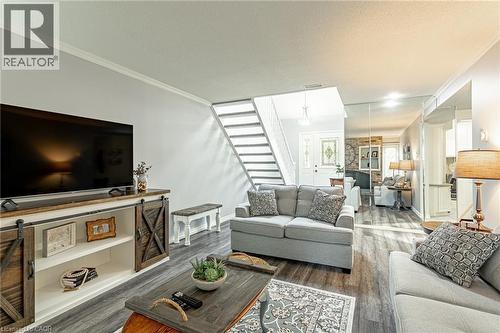 281 Blackacres Boulevard, London, ON - Indoor Photo Showing Living Room