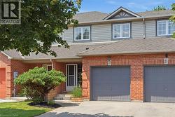 27 BRONTE Court  Waterdown, ON L9H 7N2