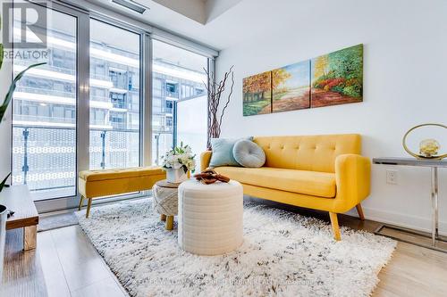 1635 - 135 Lower Sherbourne Street, Toronto, ON - Indoor