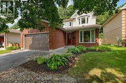1720 BELLECHASSE PLACE Ottawa, ON K1C 6W3