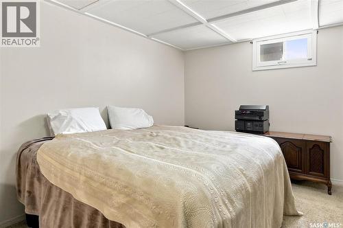 1621 Edward Avenue, Saskatoon, SK - Indoor Photo Showing Bedroom