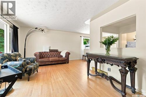 1621 Edward Avenue, Saskatoon, SK - Indoor Photo Showing Other Room
