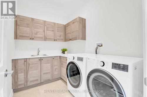36 Ewing Way, Amaranth, ON - Indoor Photo Showing Laundry Room