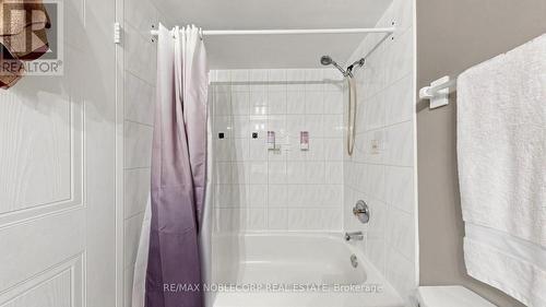 804 - 2901 Kipling Avenue, Toronto, ON - Indoor Photo Showing Bathroom