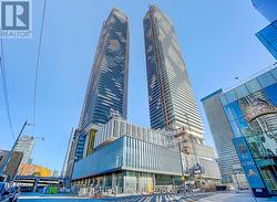 5103 - 138 DOWNES STREET Toronto, ON M5E 0E4