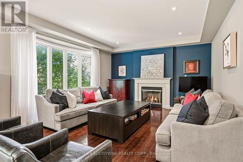 536 Cusick Circle, Milton, ON - Indoor Photo Showing Living Room With Fireplace