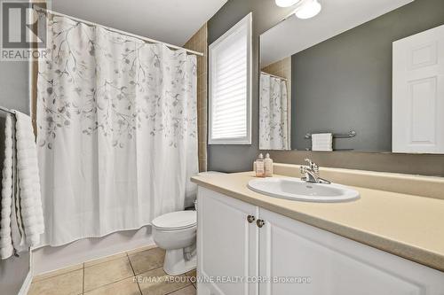536 Cusick Circle, Milton, ON - Indoor Photo Showing Bathroom