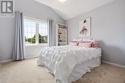 536 Cusick Circle, Milton, ON - Indoor Photo Showing Bedroom