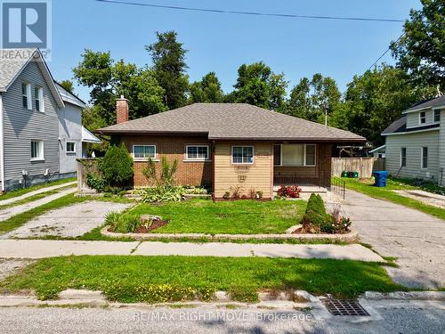 238 MARY STREET  Orillia, ON L3V 3E6