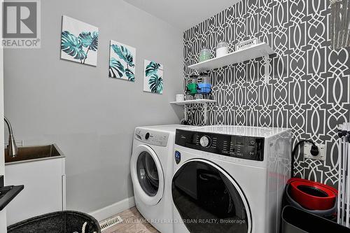 23 - 430 Mapleview Drive E, Barrie, ON - Indoor Photo Showing Laundry Room