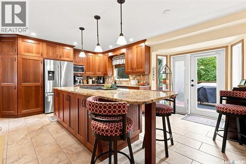 6723 Maple Ridge Drive, Regina, SK - Indoor Photo Showing Kitchen