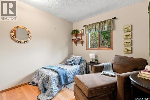 6723 Maple Ridge Drive, Regina, SK - Indoor Photo Showing Bedroom