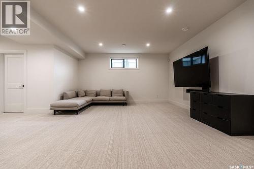 656 Pepper Bend, Saskatoon, SK - Indoor Photo Showing Other Room