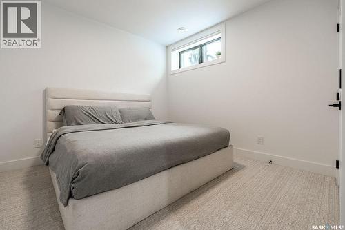 656 Pepper Bend, Saskatoon, SK - Indoor Photo Showing Bathroom