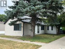317 Aldridge STREET Bienfait, SK S0C 0M0