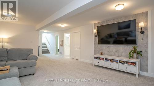 Rec Room - 138 Renaissance Drive, St. Thomas, ON - Indoor Photo Showing Living Room