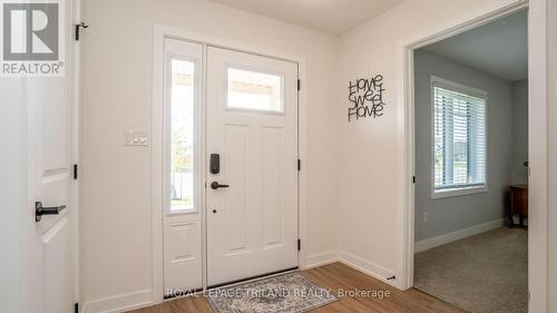 Spacious Foyer - 138 Renaissance Drive, St. Thomas, ON - Indoor Photo Showing Other Room